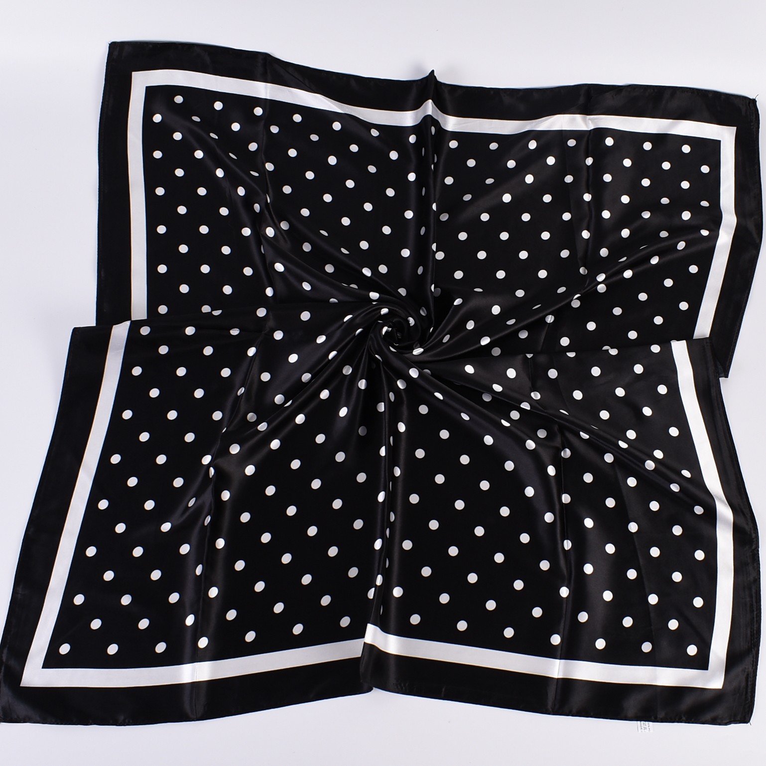 Summer new fashionable tempera - Silk Scarf Square review and price